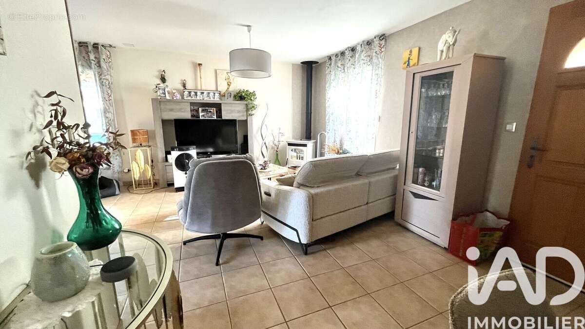 Photo 7 - Maison à PERONNAS