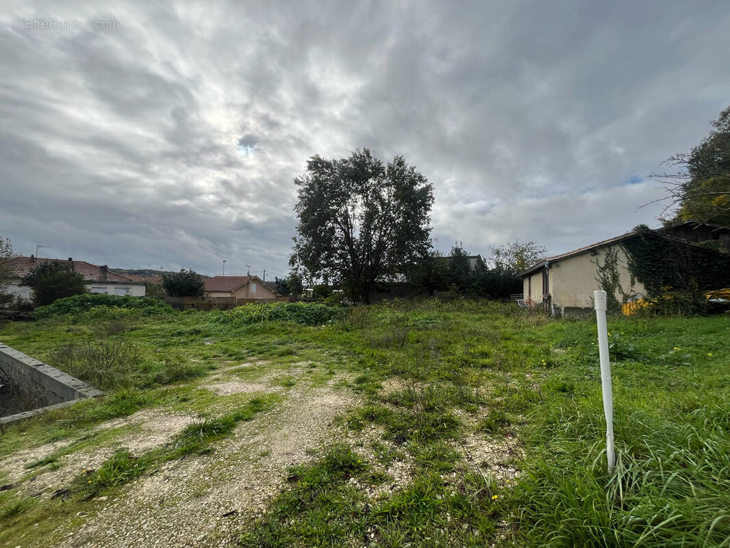 Terrain à TRELISSAC