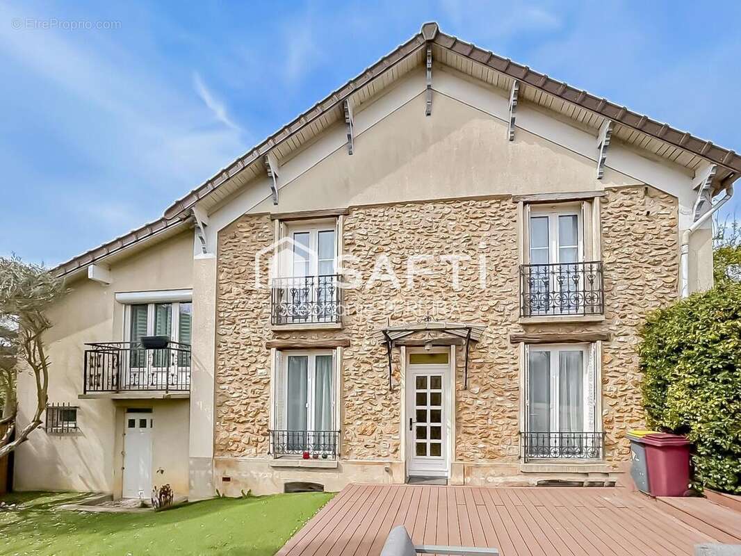 Photo 2 - Maison à MONTEVRAIN