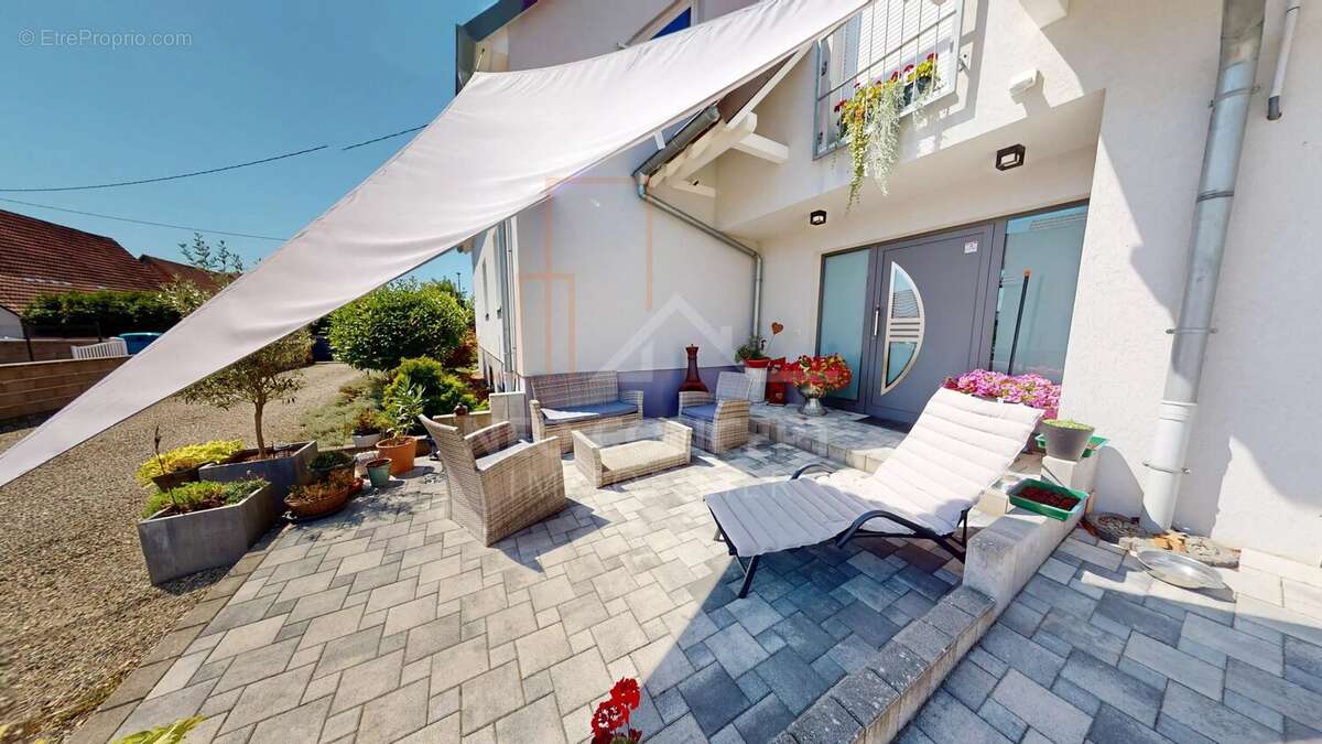 Exceptionnelle propriété de 35 ares avec maison contemporaine de 216 m² - photo 19