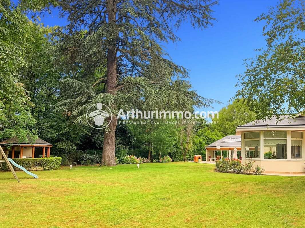 Maison à SOISY-SUR-SEINE