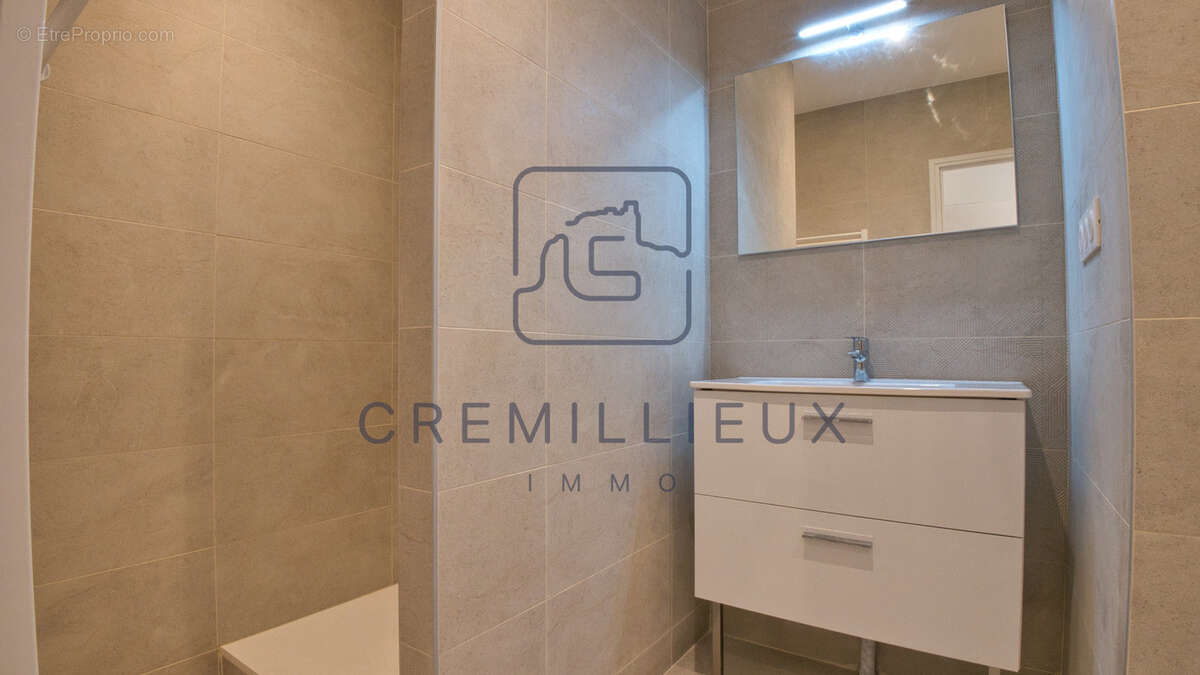 Appartement à SAINT-PERAY