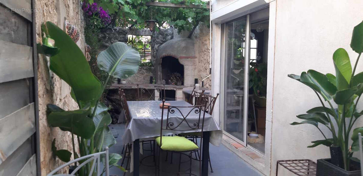 Maison à CUXAC-D&#039;AUDE