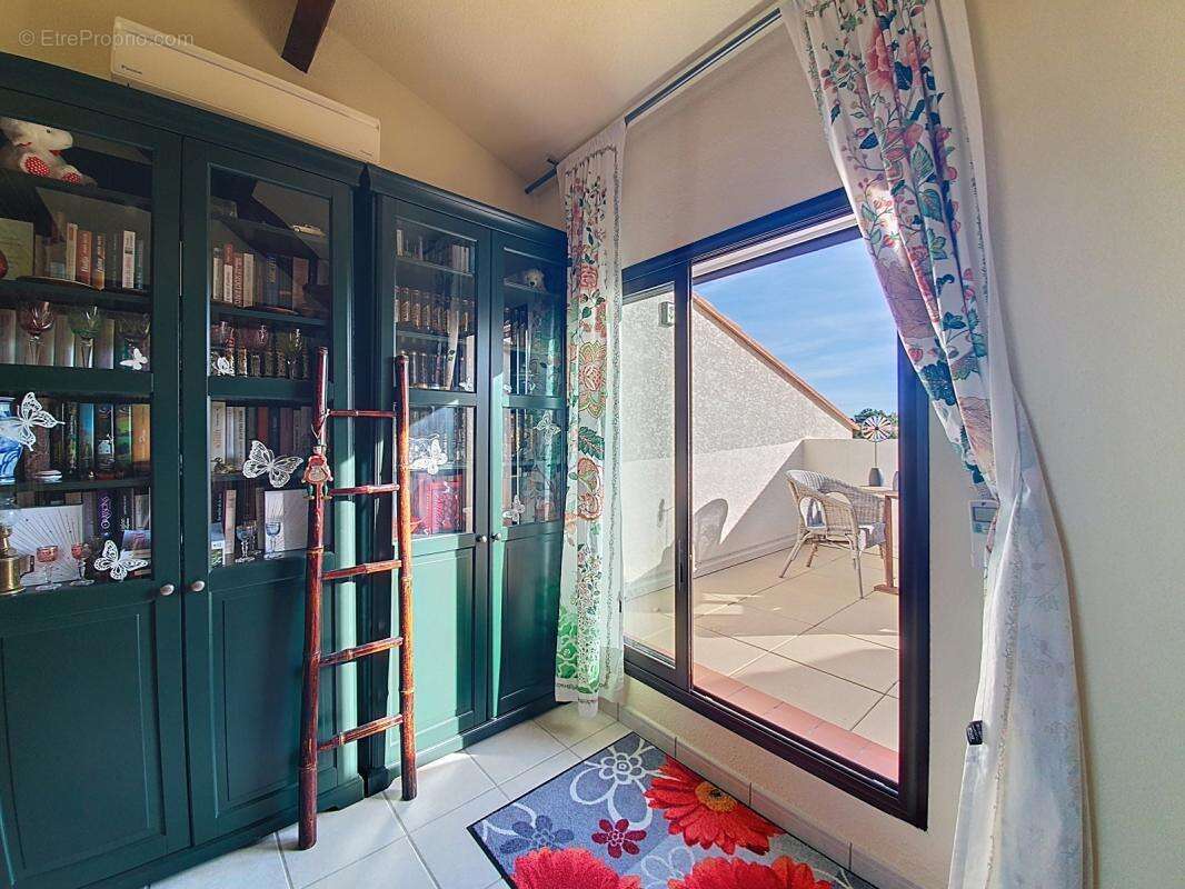 Appartement à SAINT-LAURENT-DE-LA-SALANQUE