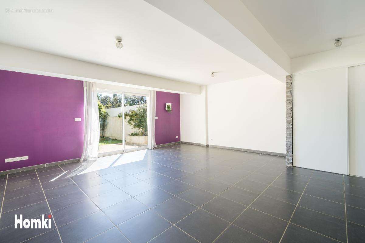 Maison à LE CRES