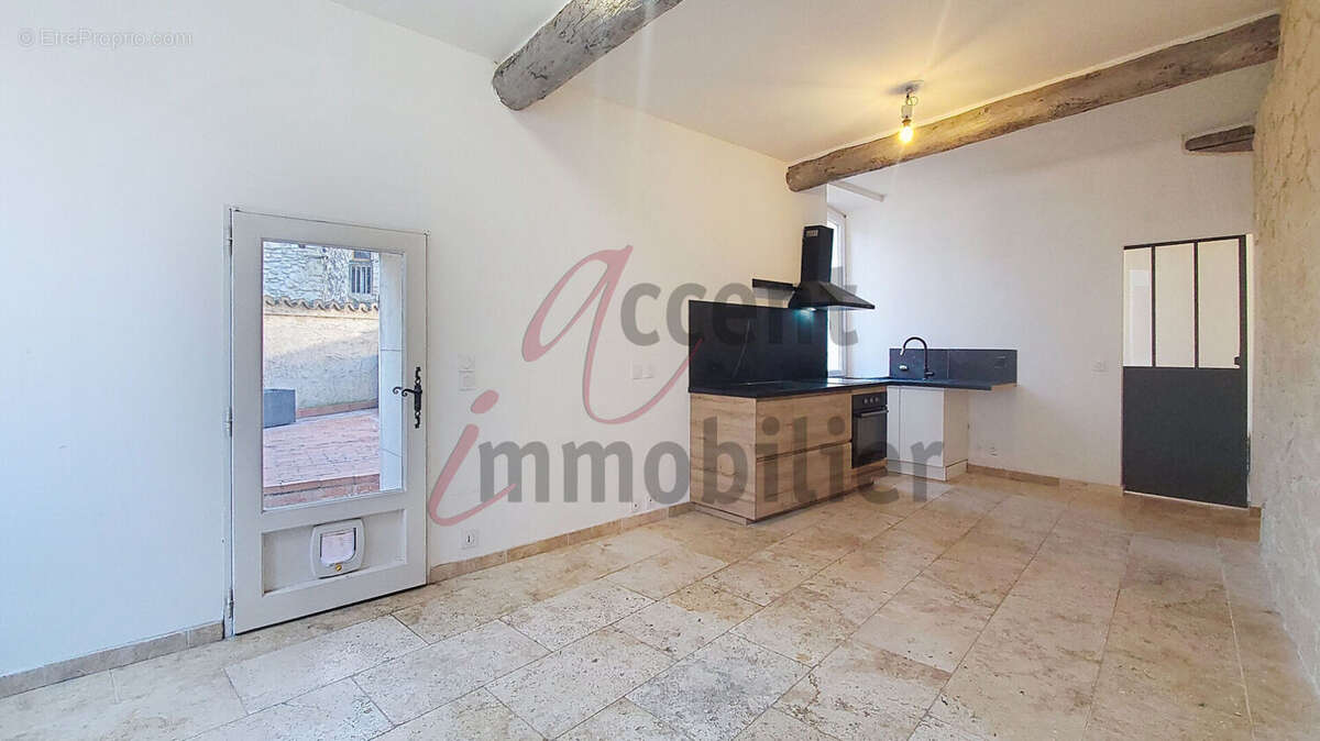 Appartement à NOVES