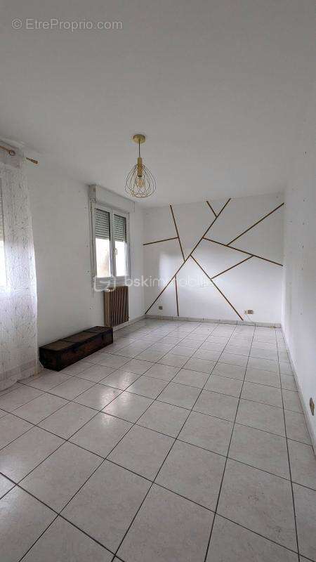 Maison à LES PONTS-DE-CE