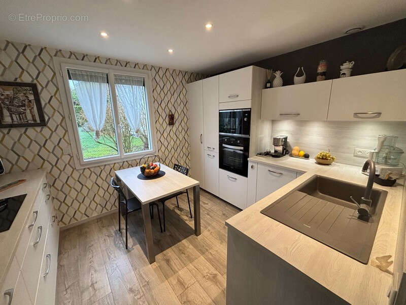 Maison à SAINT-MARTIN-DE-BOSCHERVILLE