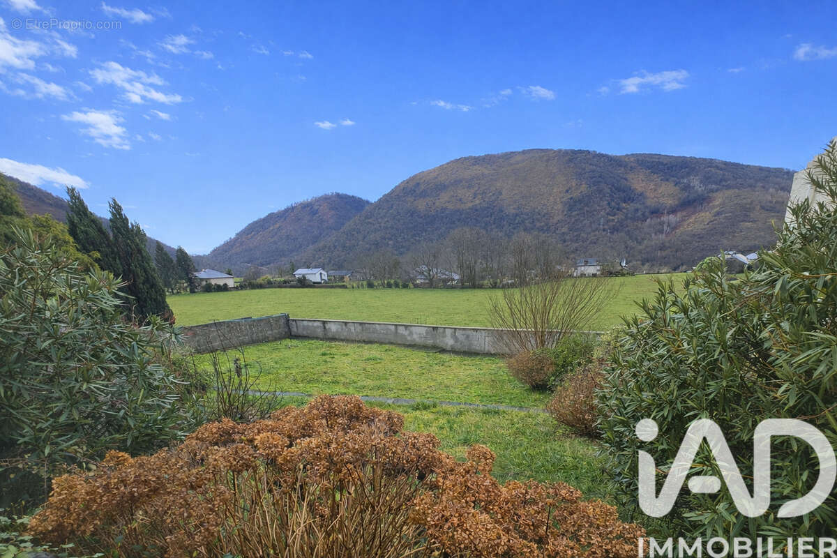 Maison 116 m² à Lurbe-Saint-Christau  - photo 2