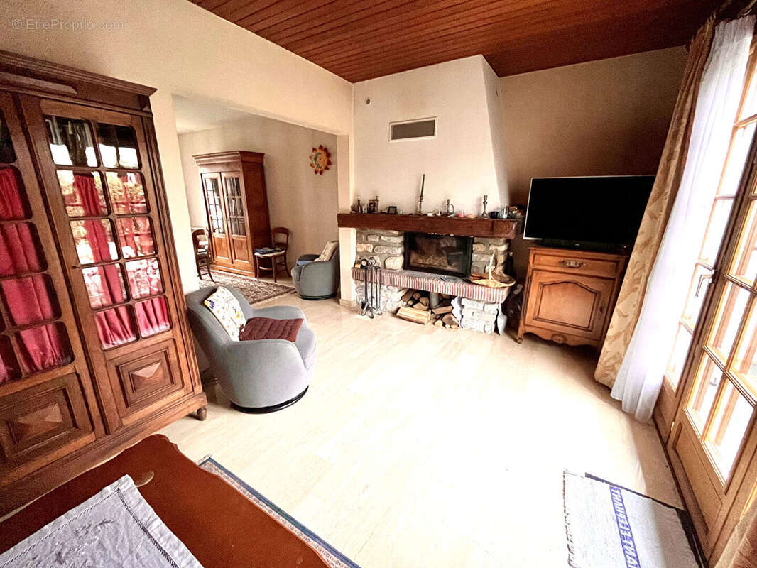 Maison à RIS-ORANGIS