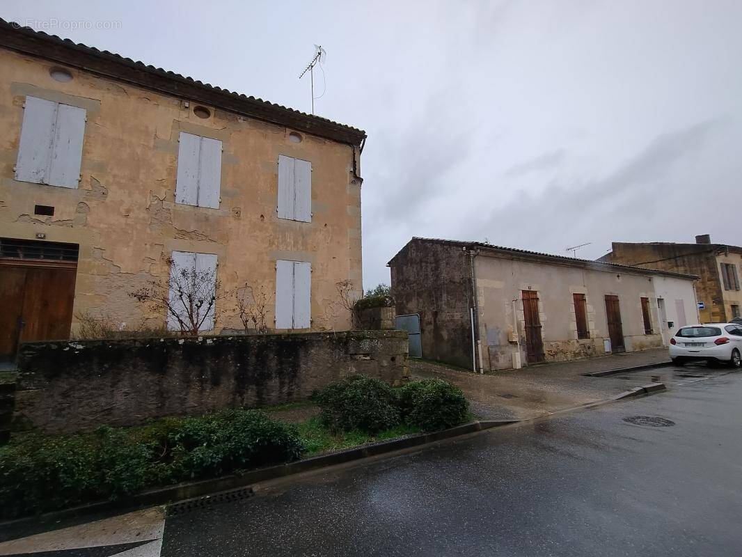 Maison à SAINT-MACAIRE