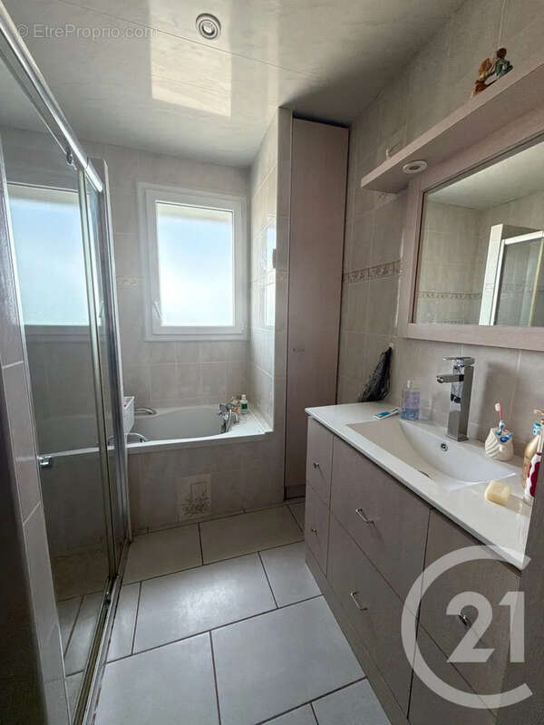 Maison 166 m² à Ardoix  - photo 8