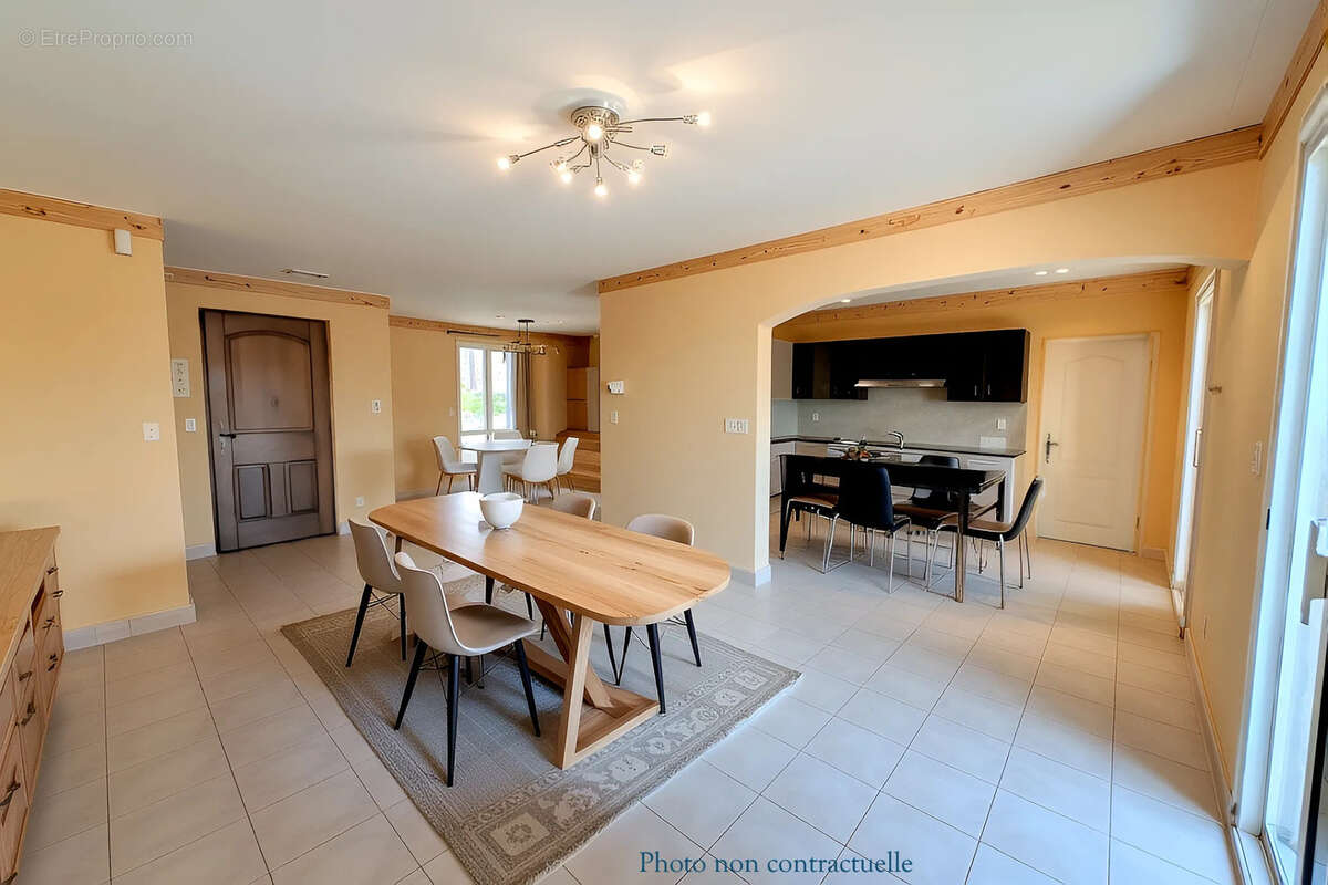 Maison à ALTHEN-DES-PALUDS