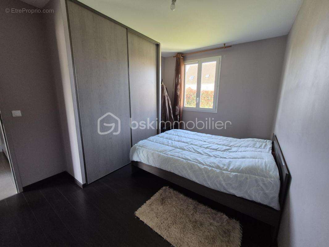 Maison à POILLY-LEZ-GIEN