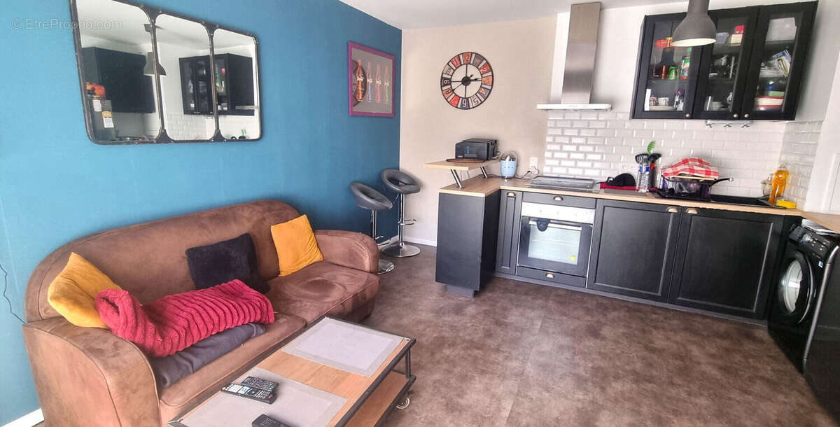 Appartement à SARTROUVILLE