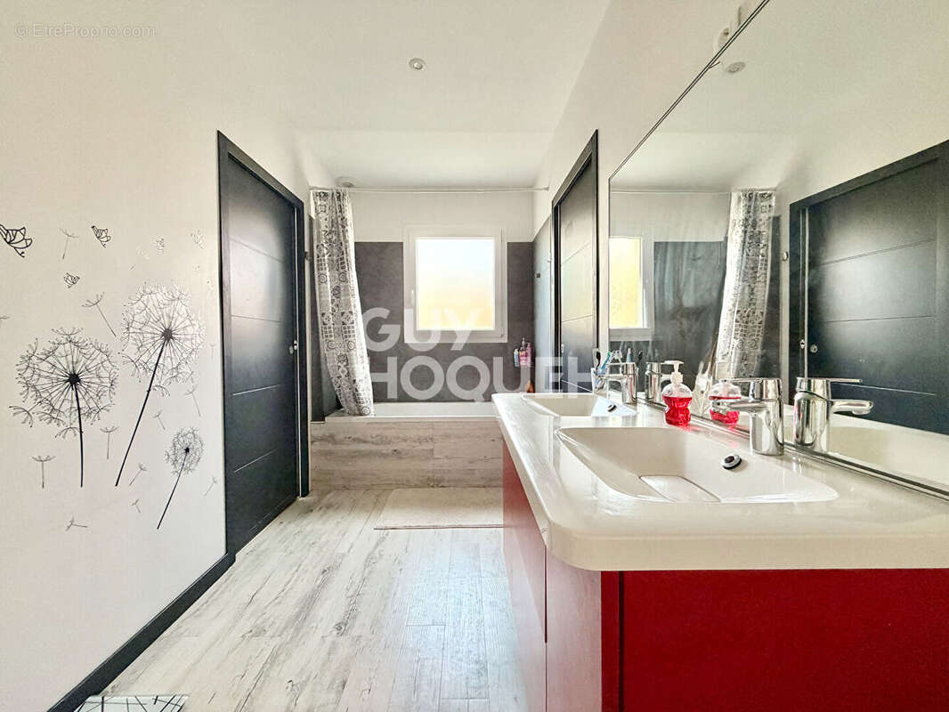 Maison à GUJAN-MESTRAS