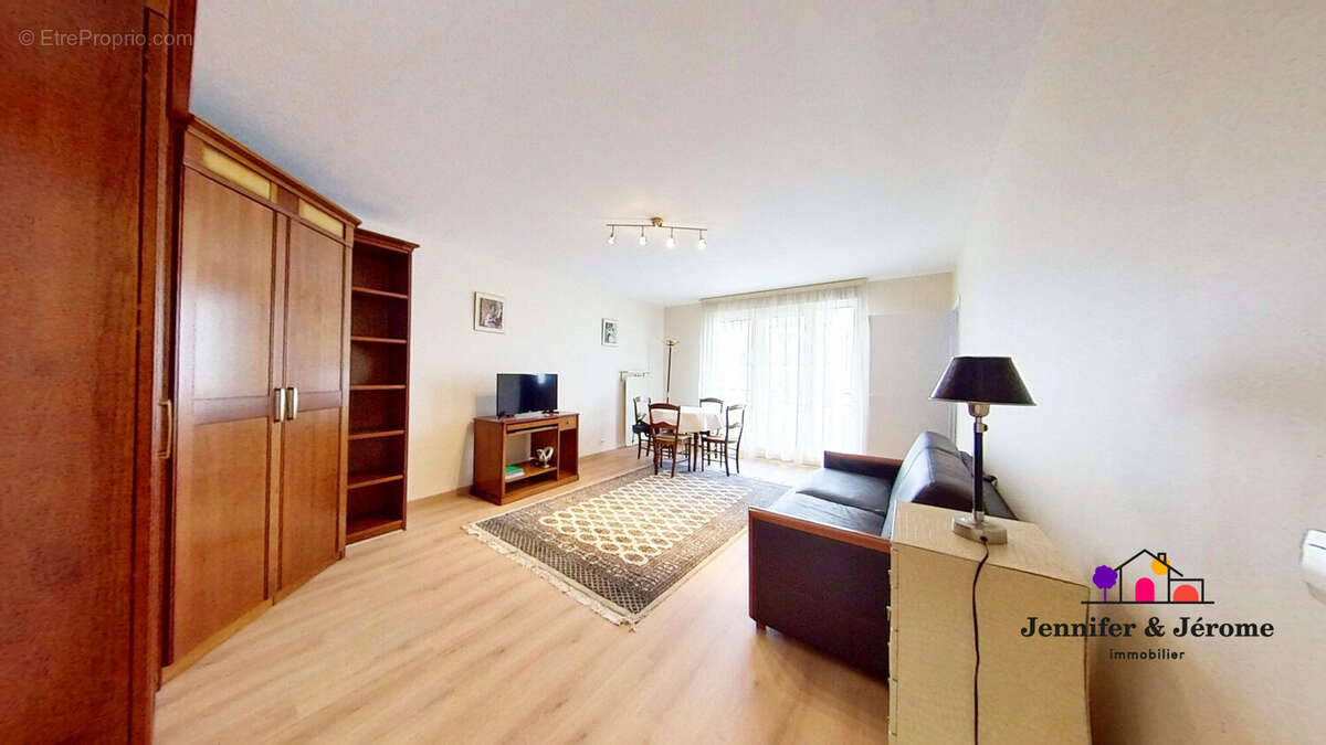 Appartement à SAINT-GRATIEN