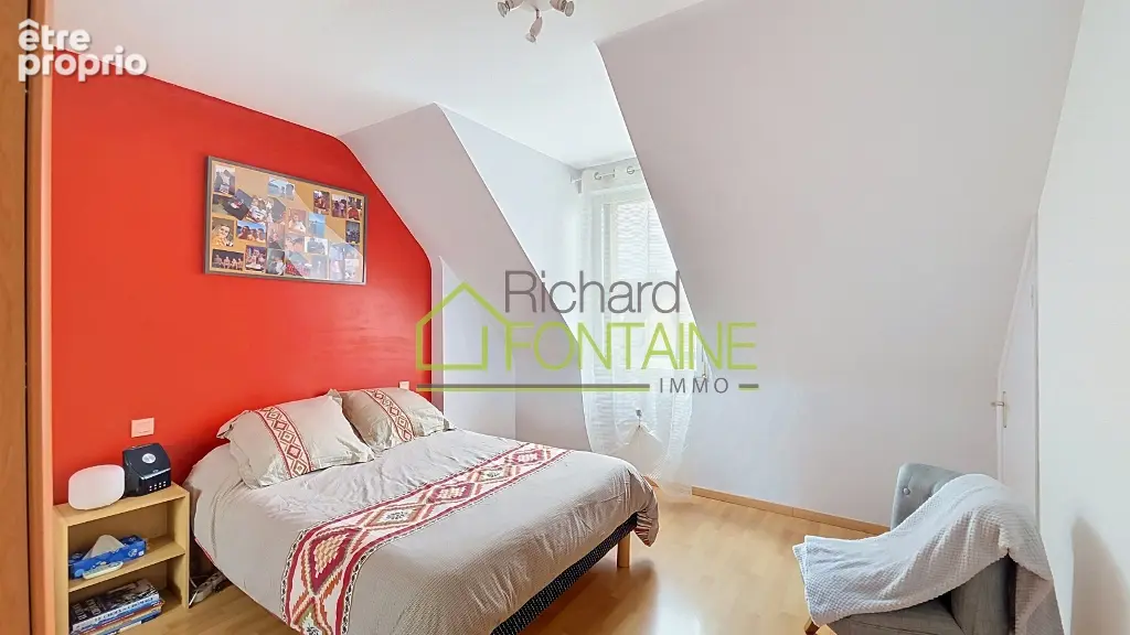 Proche tous les services, Maison familiale de + 170 m² avec 6 chambres, 3 salle de bains - photo 11