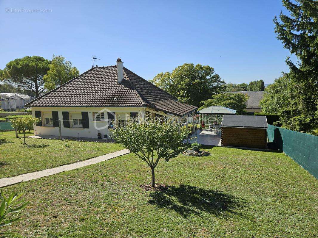Maison à CHATELLERAULT