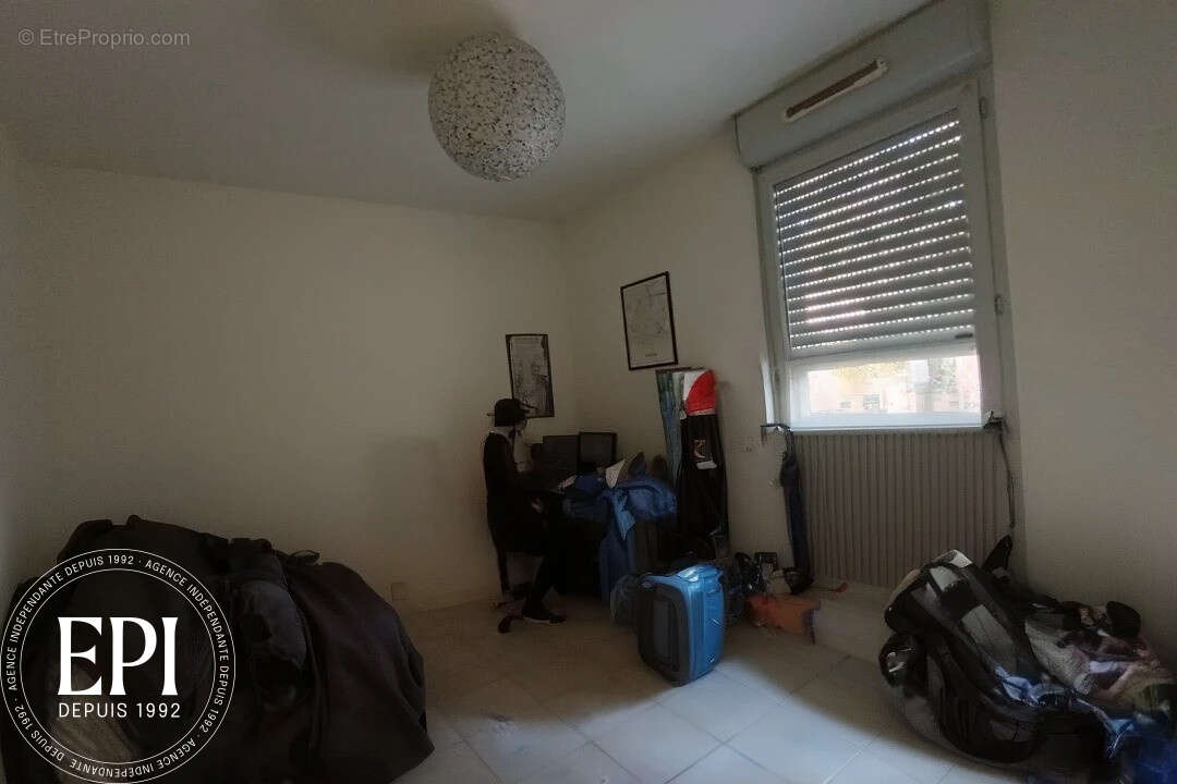 Appartement déja loué T3 avec Jardinet Residence Di Castelli  ! - photo 5