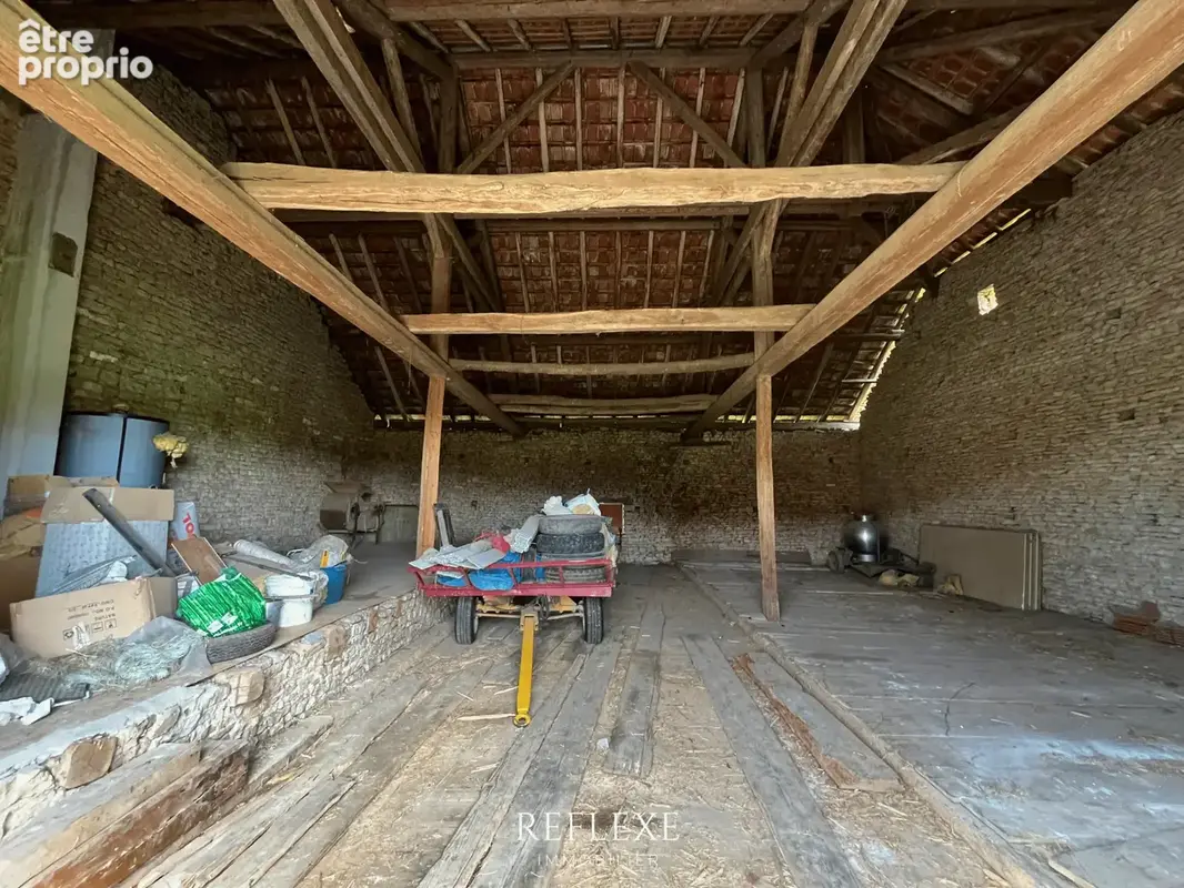 Propriété de caractère sur 1 hectare de terrain & dépendances - photo 4