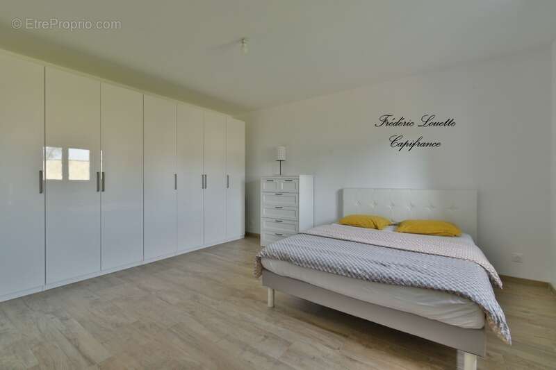 Maison à MONTMIRAIL