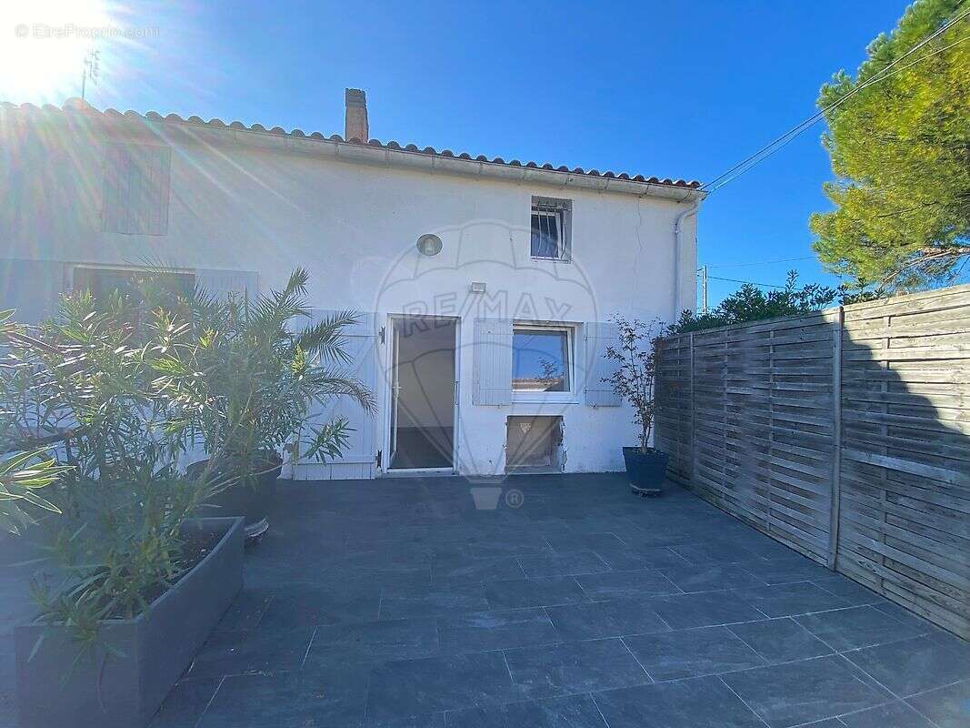 Maison à LE CHAY