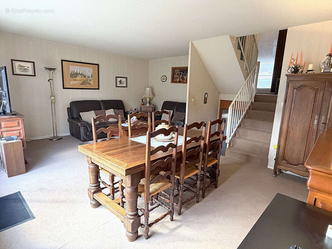 Maison à MONTIGNY-LE-BRETONNEUX