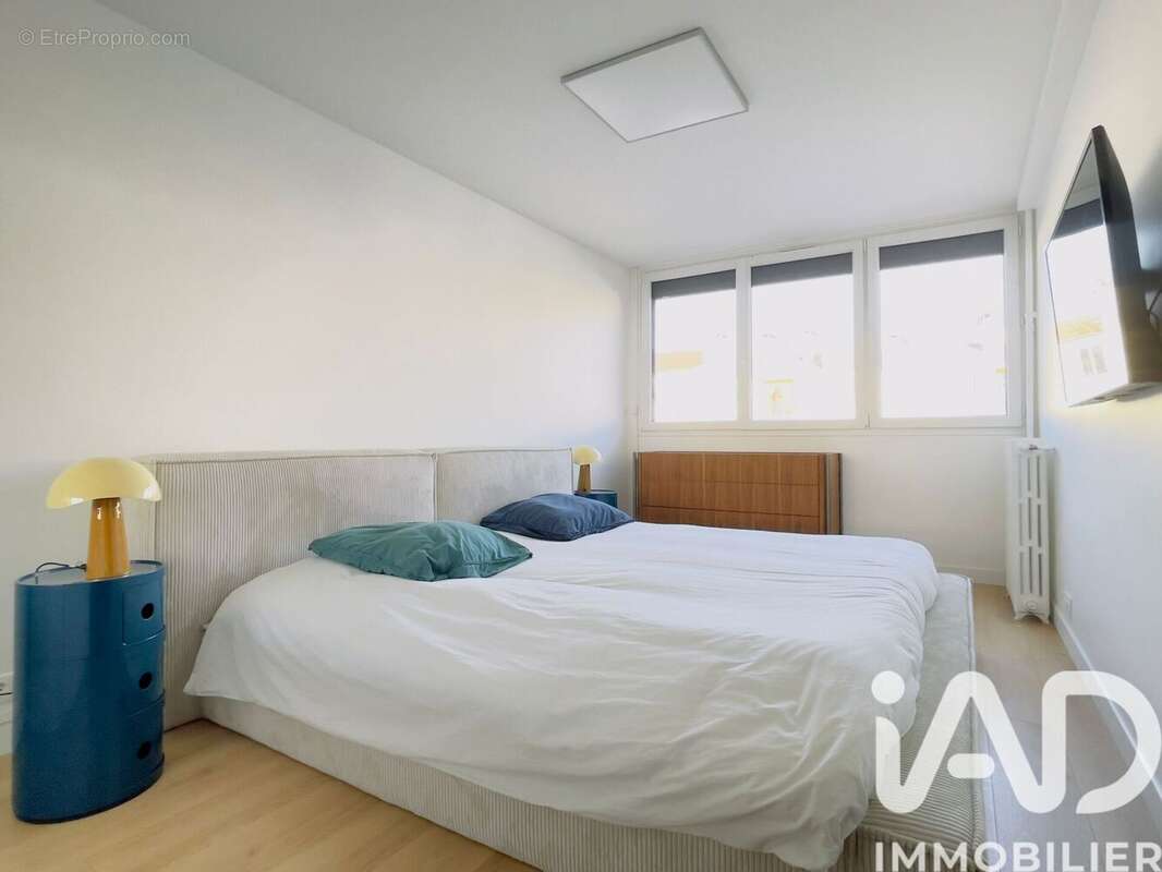 Photo 6 - Appartement à COURBEVOIE