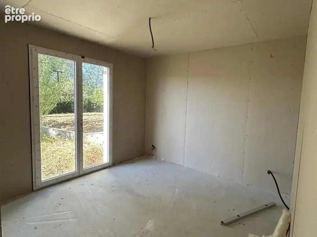 Mouroux - maison neuve 140 m² à terminer - 8 pièces - fort potentiel - photo 4