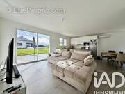 Photo 1 - Maison à LANRELAS