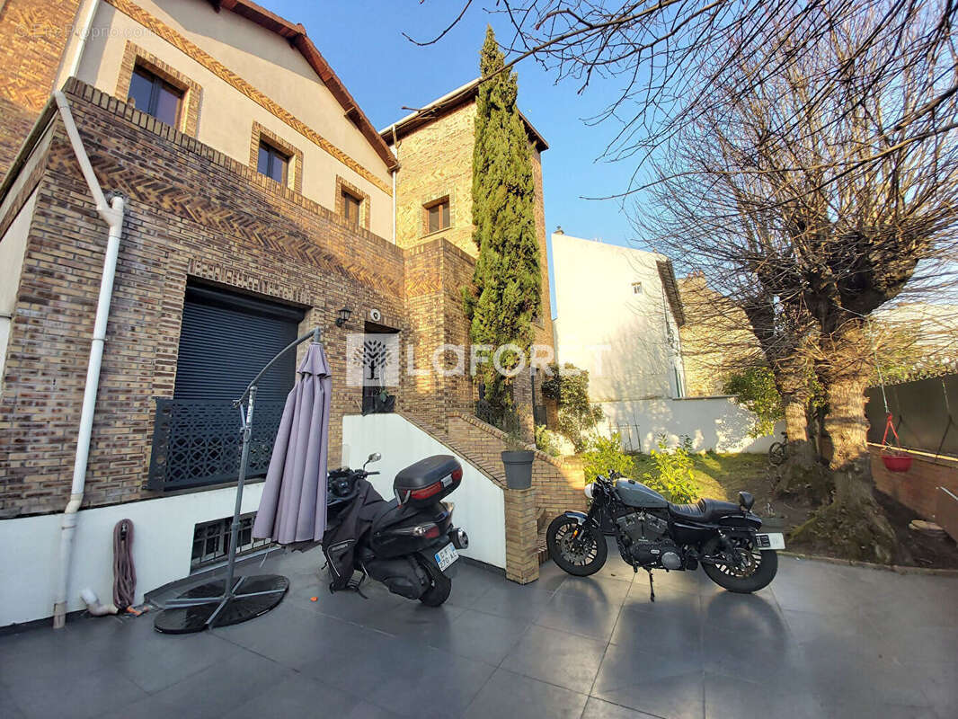 Appartement à LE RAINCY