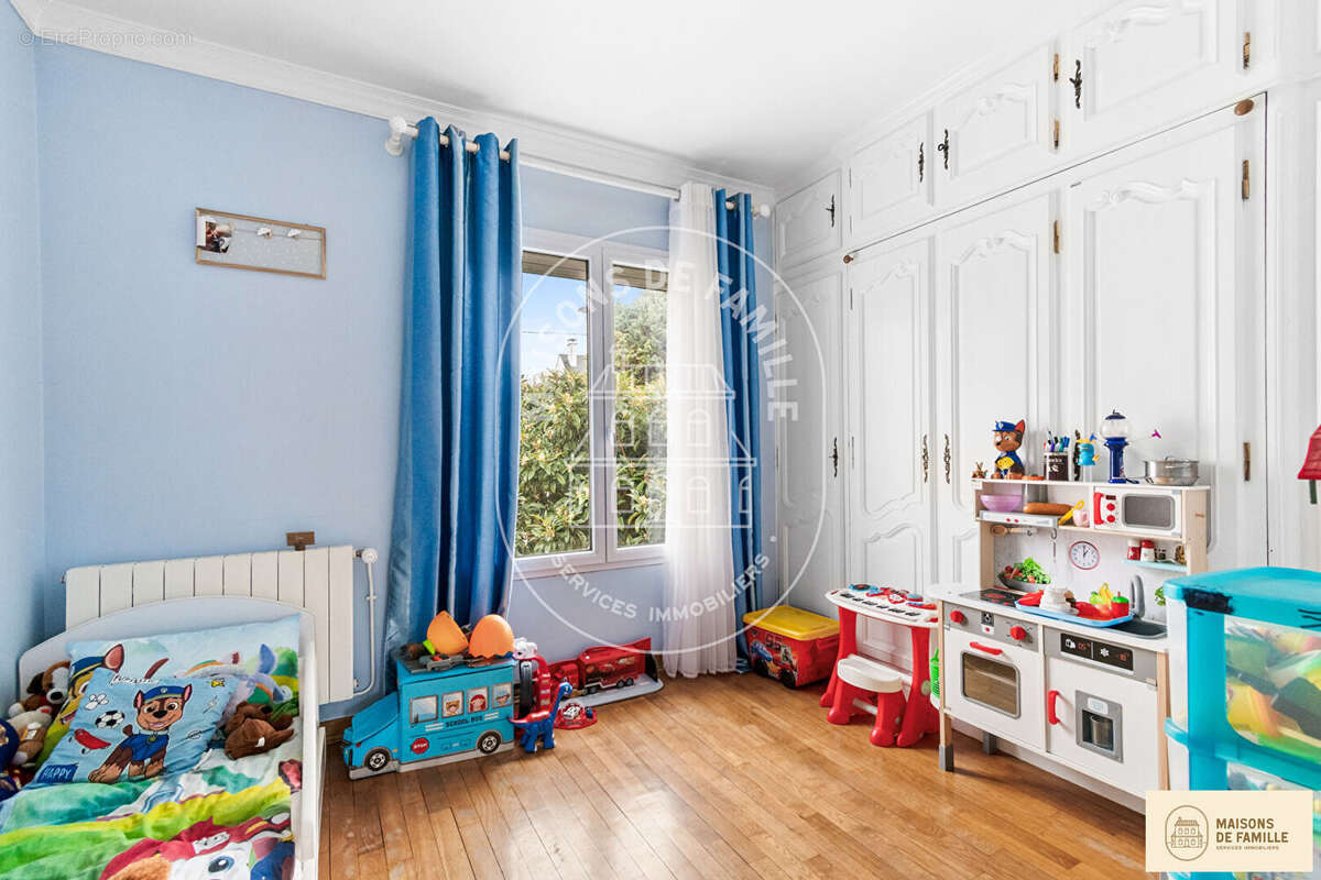 Maison à RUEIL-MALMAISON