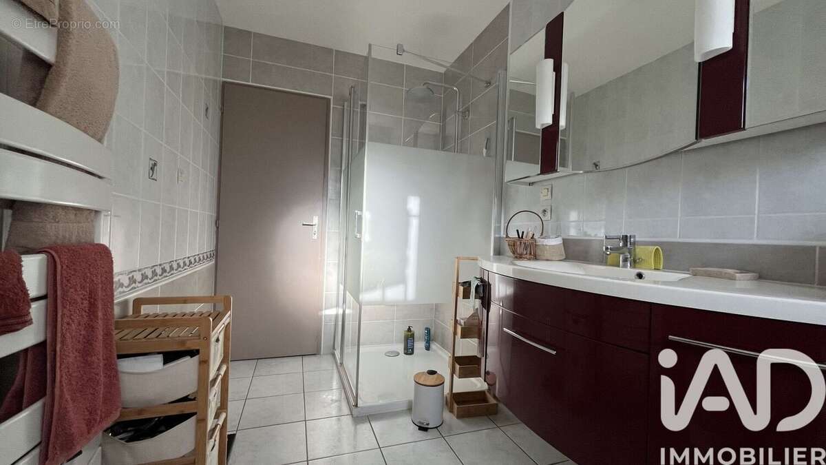 Photo 9 - Maison à PERONNAS