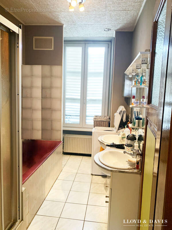 SDB - Appartement à STRASBOURG