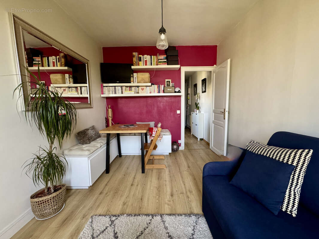 Appartement à LE PERREUX-SUR-MARNE