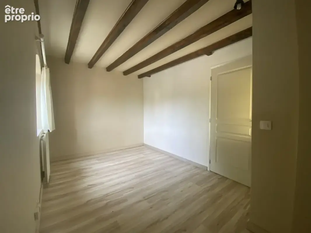 Maison à vendre 6 pièces SAINT MAURICE DE GOURDANS (01) - photo 7