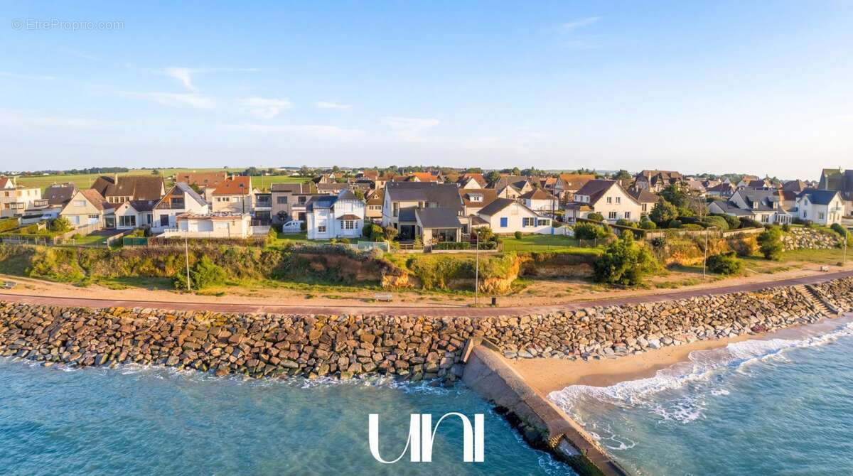 Maison à LUC-SUR-MER