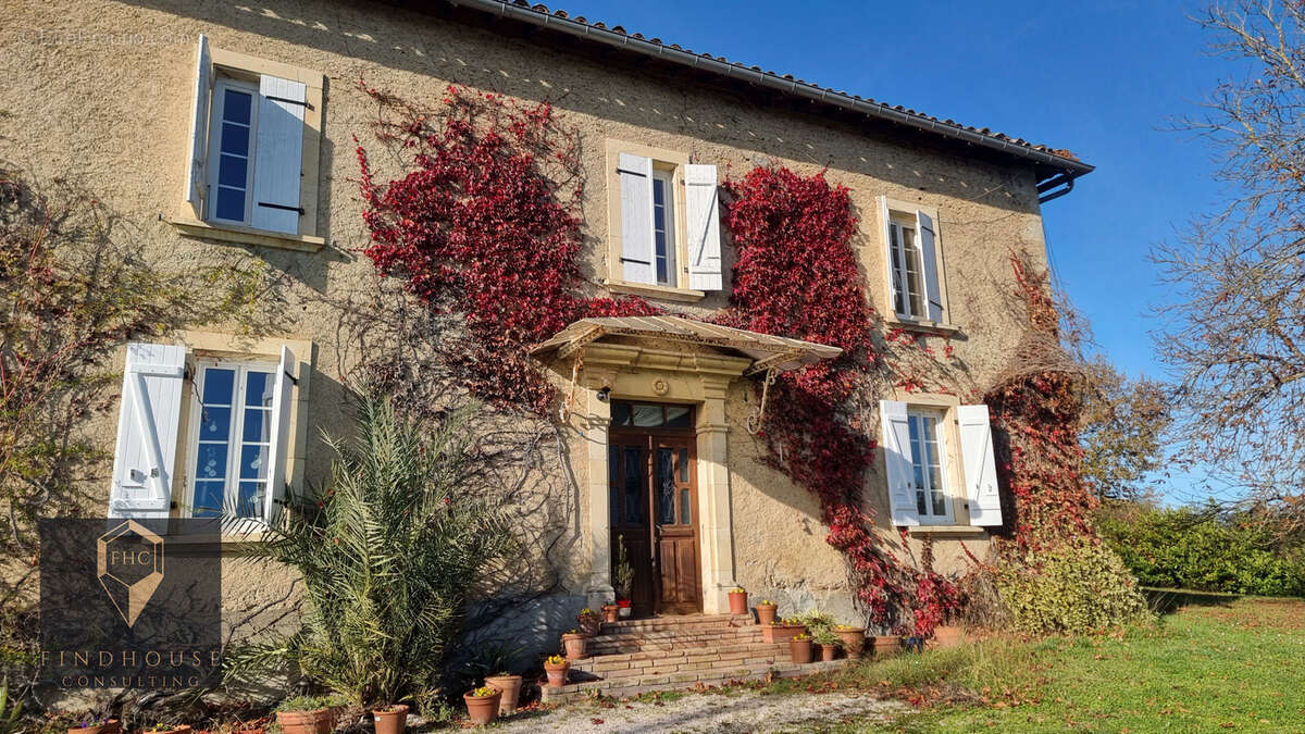 Maison à PUYMAURIN