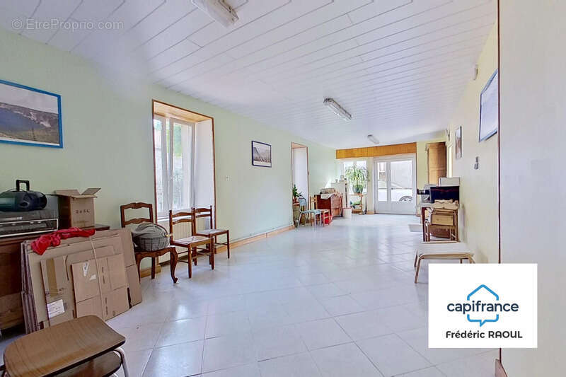 Maison à IS-SUR-TILLE