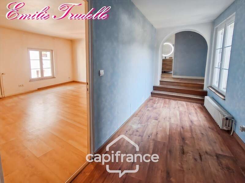 Maison à LA CHARTRE-SUR-LE-LOIR
