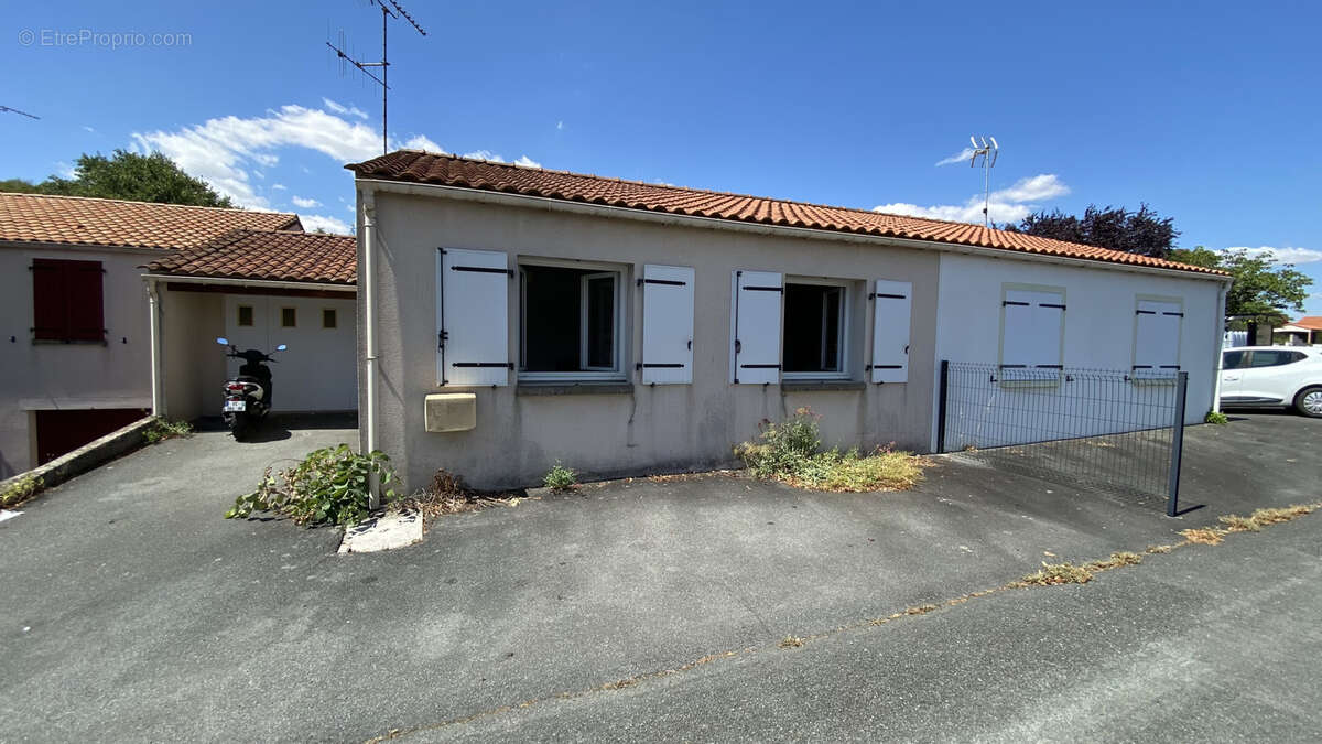 Maison à LES HERBIERS