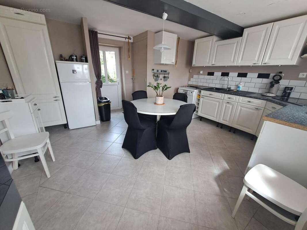 Maison 120 m² à Le Bosc-Renoult  - photo 3