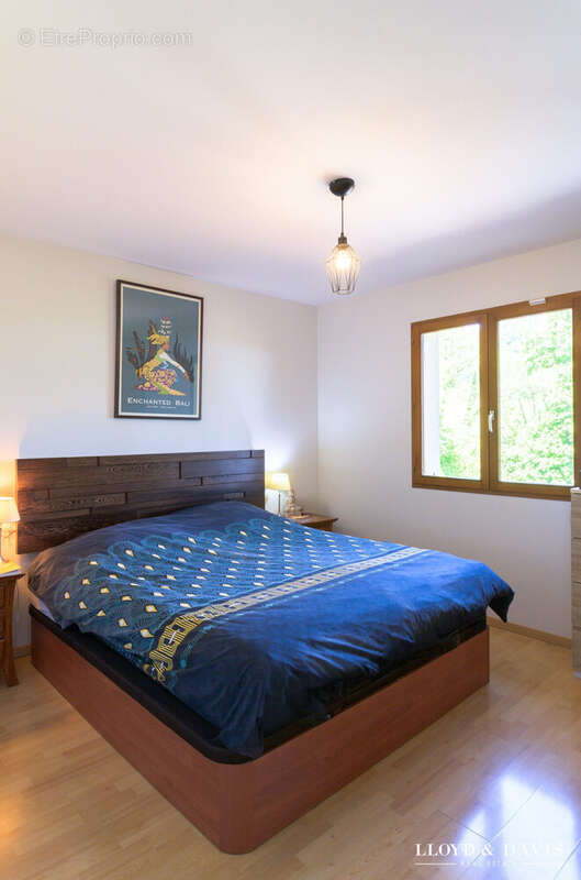 Maison à LA COMBE-DE-LANCEY