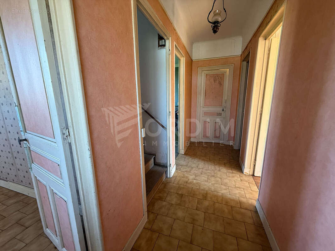 Maison à SAINT-FARGEAU