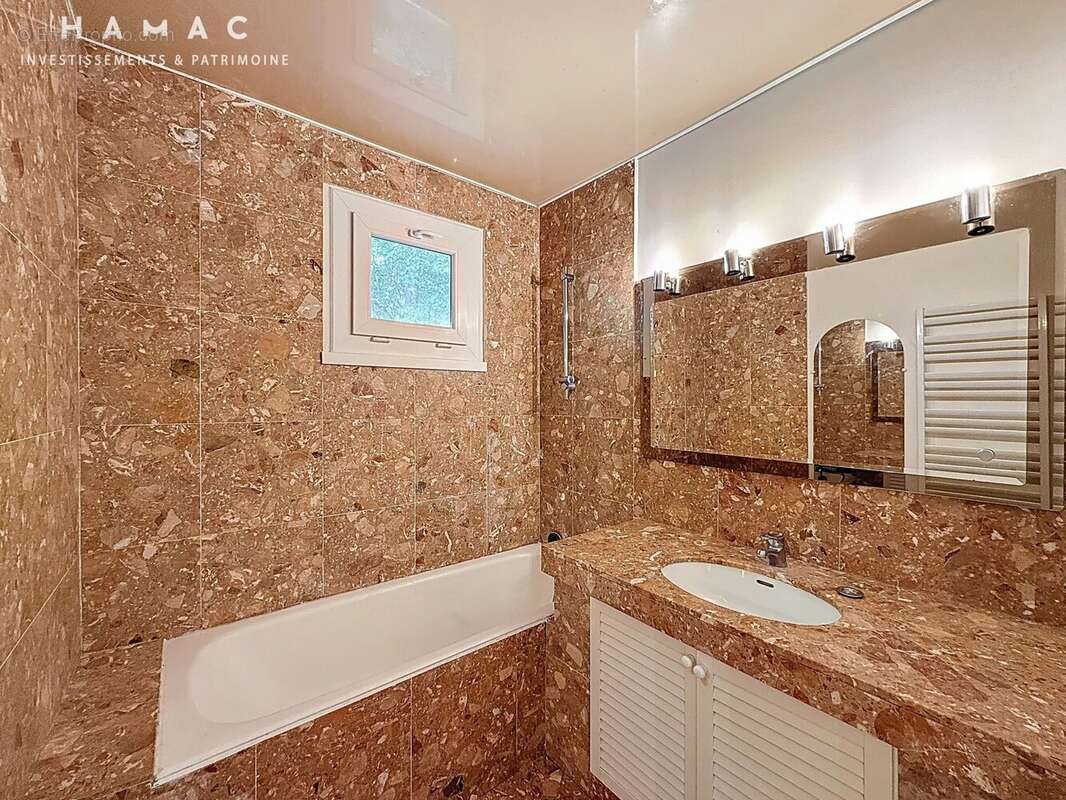 Appartement à SAINTE-FOY-LES-LYON