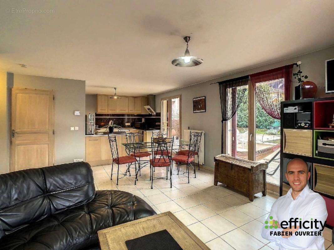 Appartement à SCIONZIER