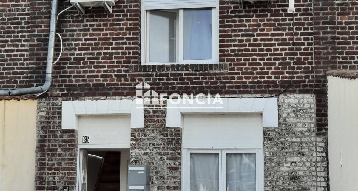 Maison à SAINT-ETIENNE-DU-ROUVRAY