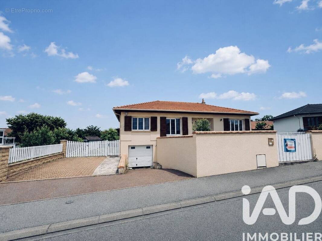 Photo 1 - Maison à MEREVILLE