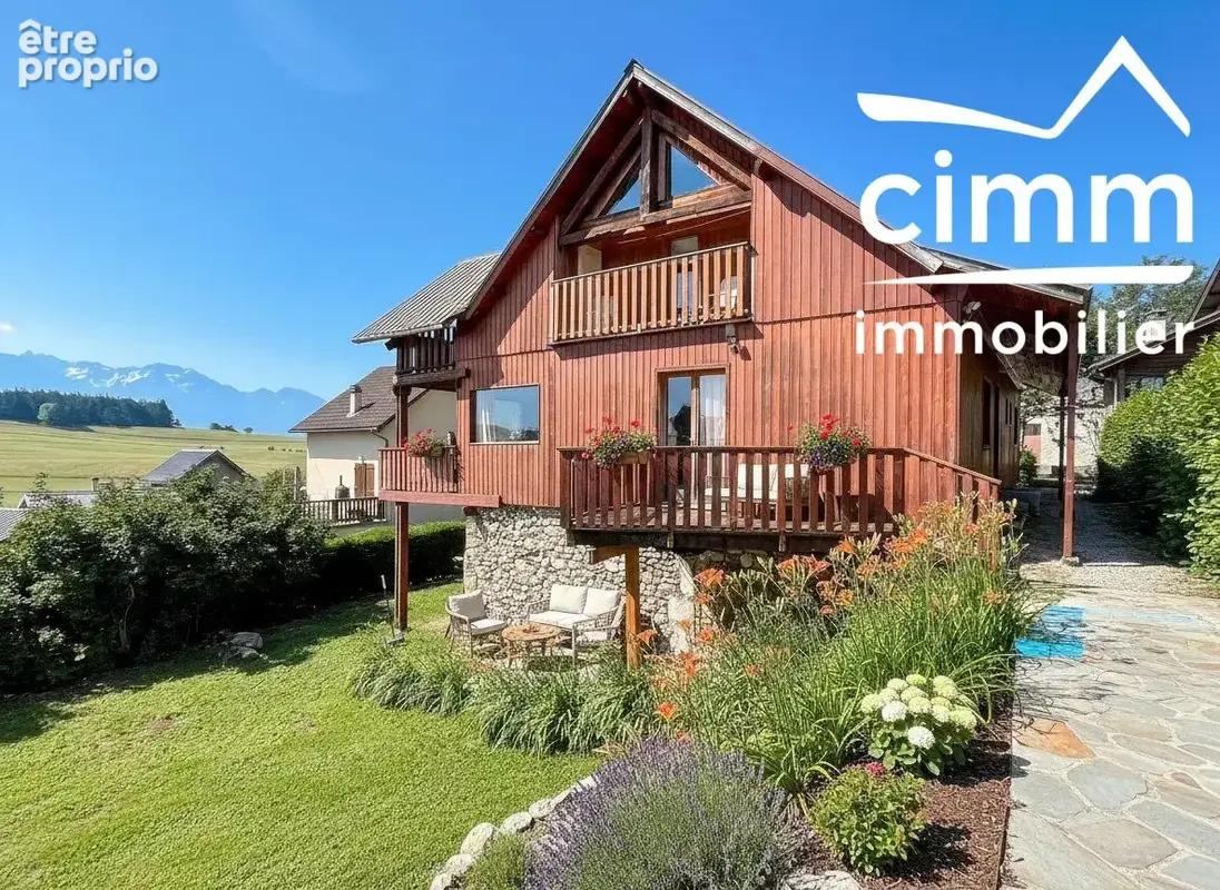 Maison 11 pièces 183 m² à vendre à La Terrasse (38660) - photo 1